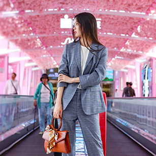 女士淺藍套裝定制