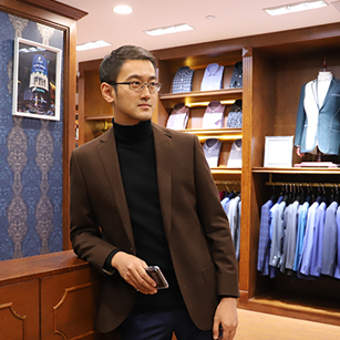 LESSMORE創始人兼CEO同款定制