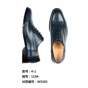 ��ɫ���^ţ��Ь