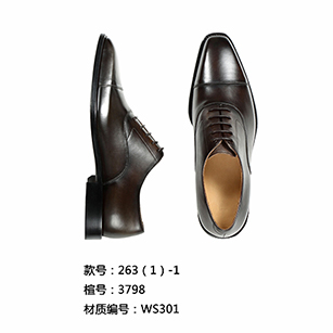 ��ɫ�����ƤЬ